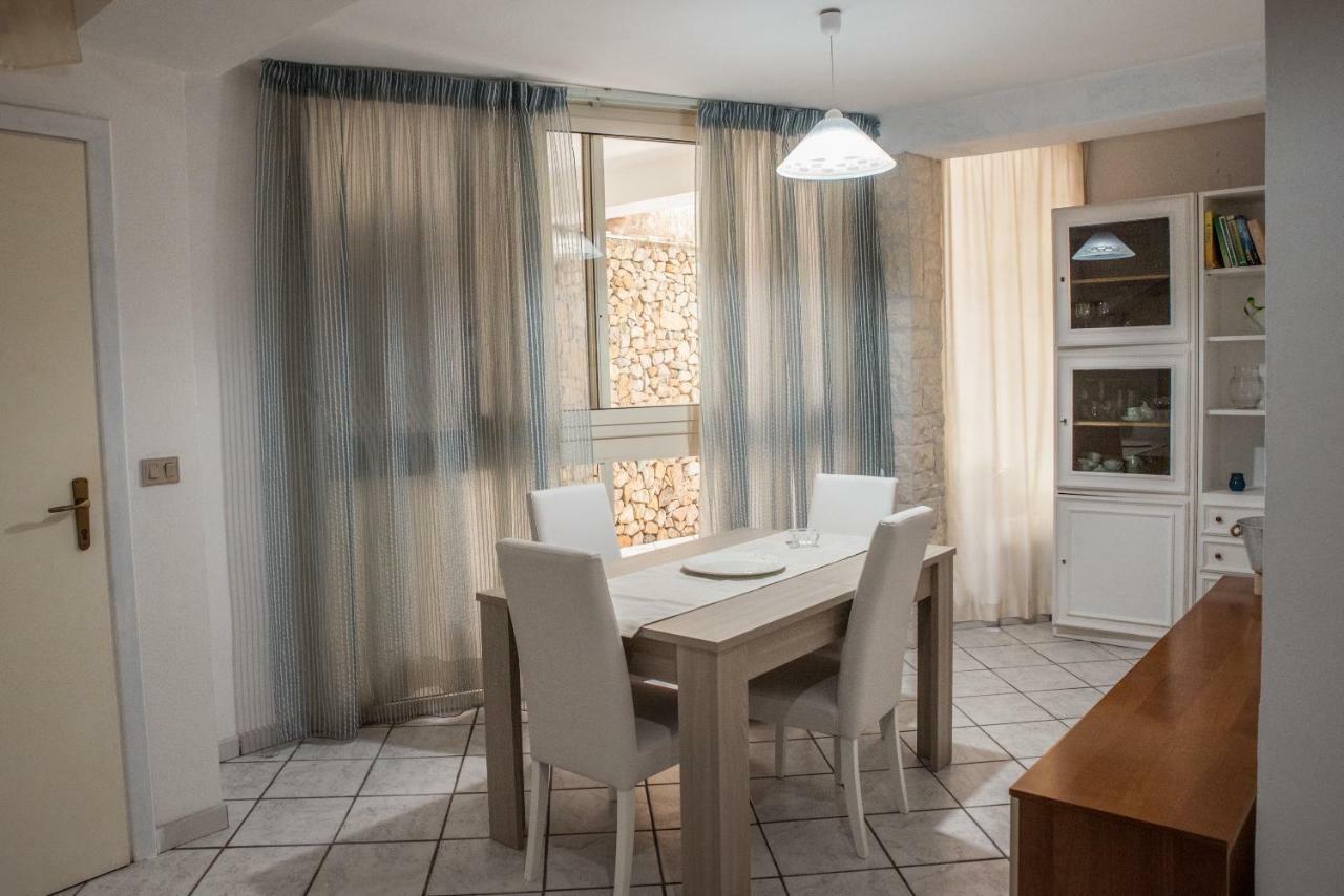 Casa Vacanze Margherita Porto Torres Eksteriør billede
